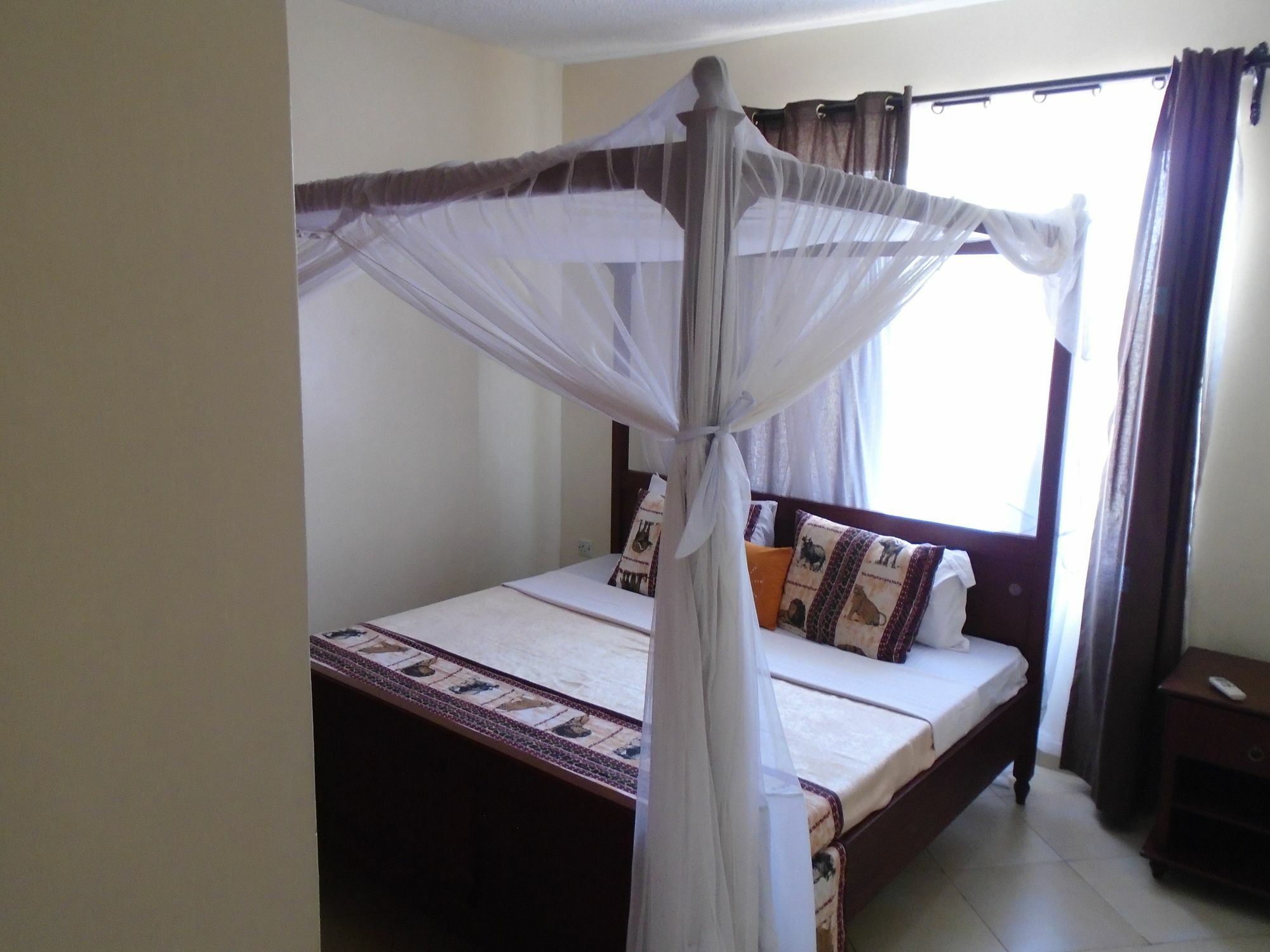 Pawenzi Serviced Apartments มอมบาซา ภายนอก รูปภาพ